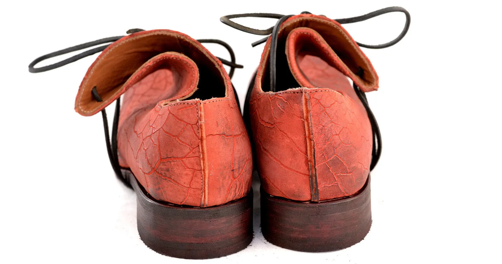 Foldover Shoe  |  Red Crazed