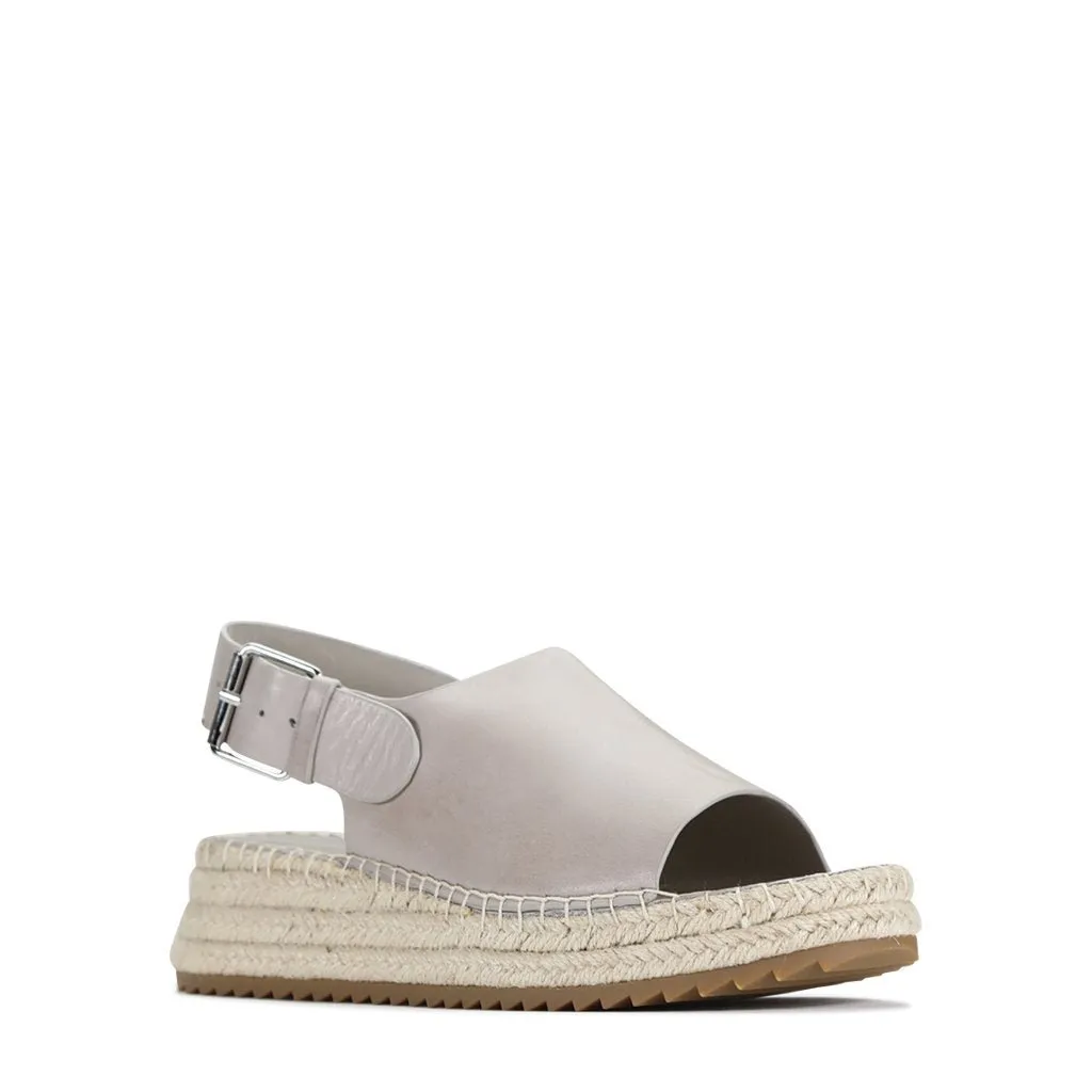 LAROS ESPADRILLES LEATHER SANDAL