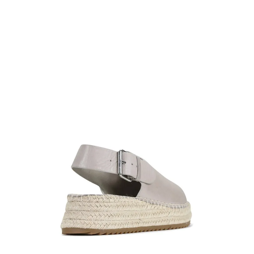 LAROS ESPADRILLES LEATHER SANDAL