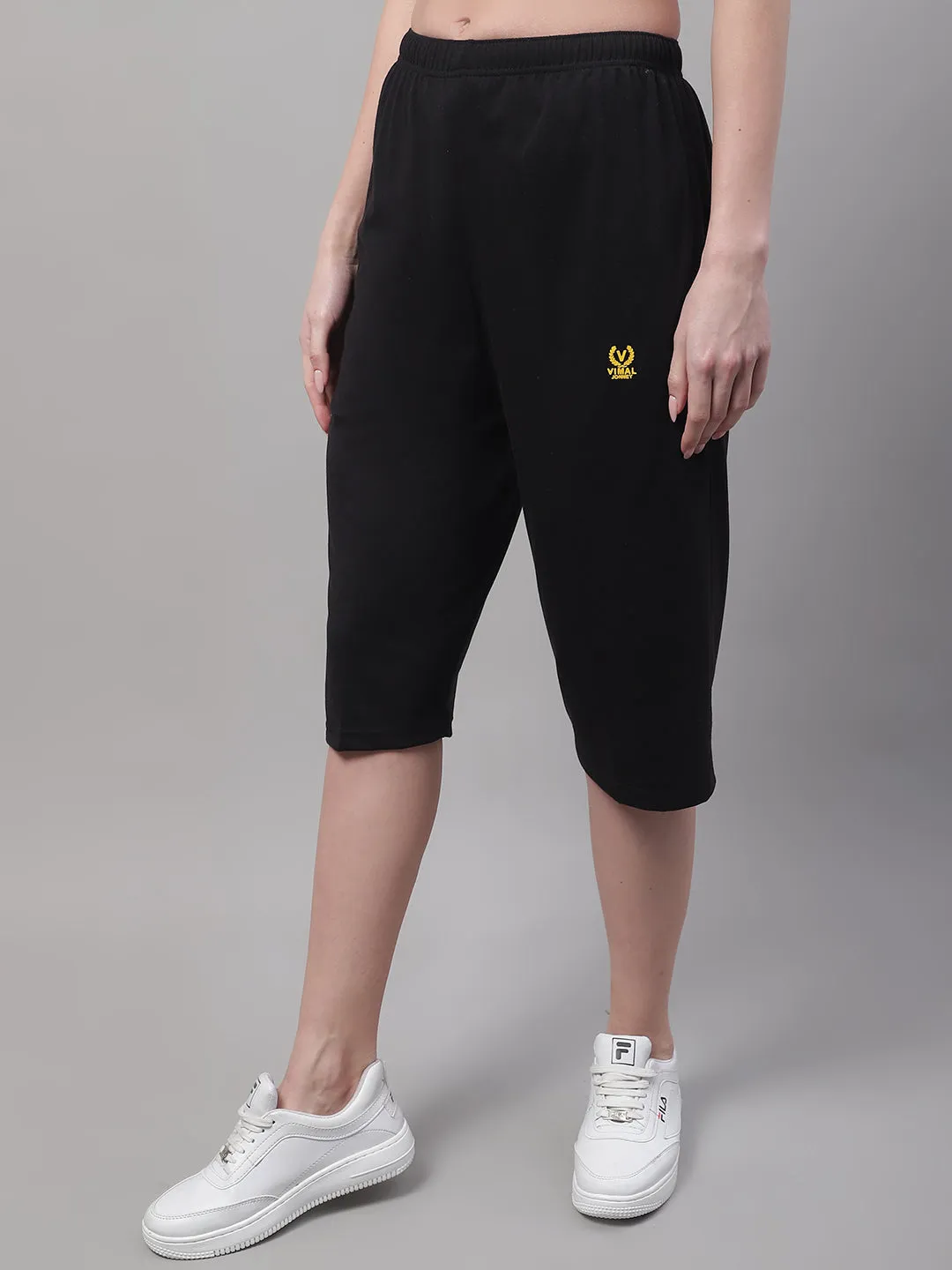 Vimal Jonney Black Regular fit Cotton Capri for Women