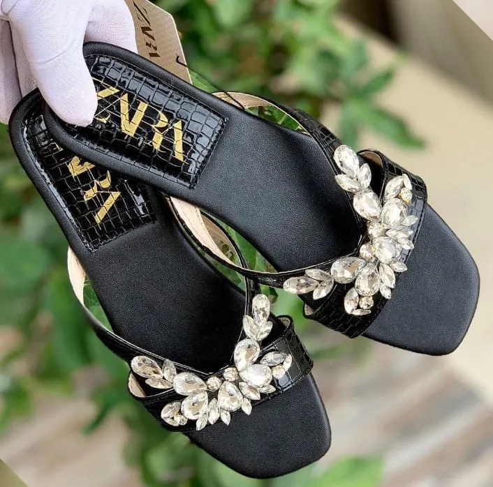 Z Crystal Flats (Black)